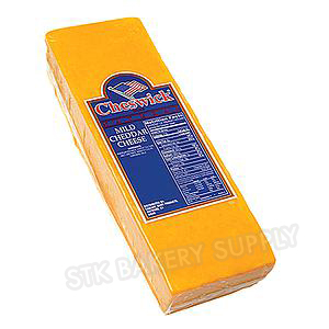 REAL CALIFORNIA CHEESE CHEWICK MILD CHEDDAR CHEESE YELLOW  2.26KG (1 x 8 )