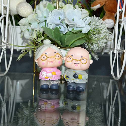 CAKE DECORATION GRANDPA AND GRANDMA SET