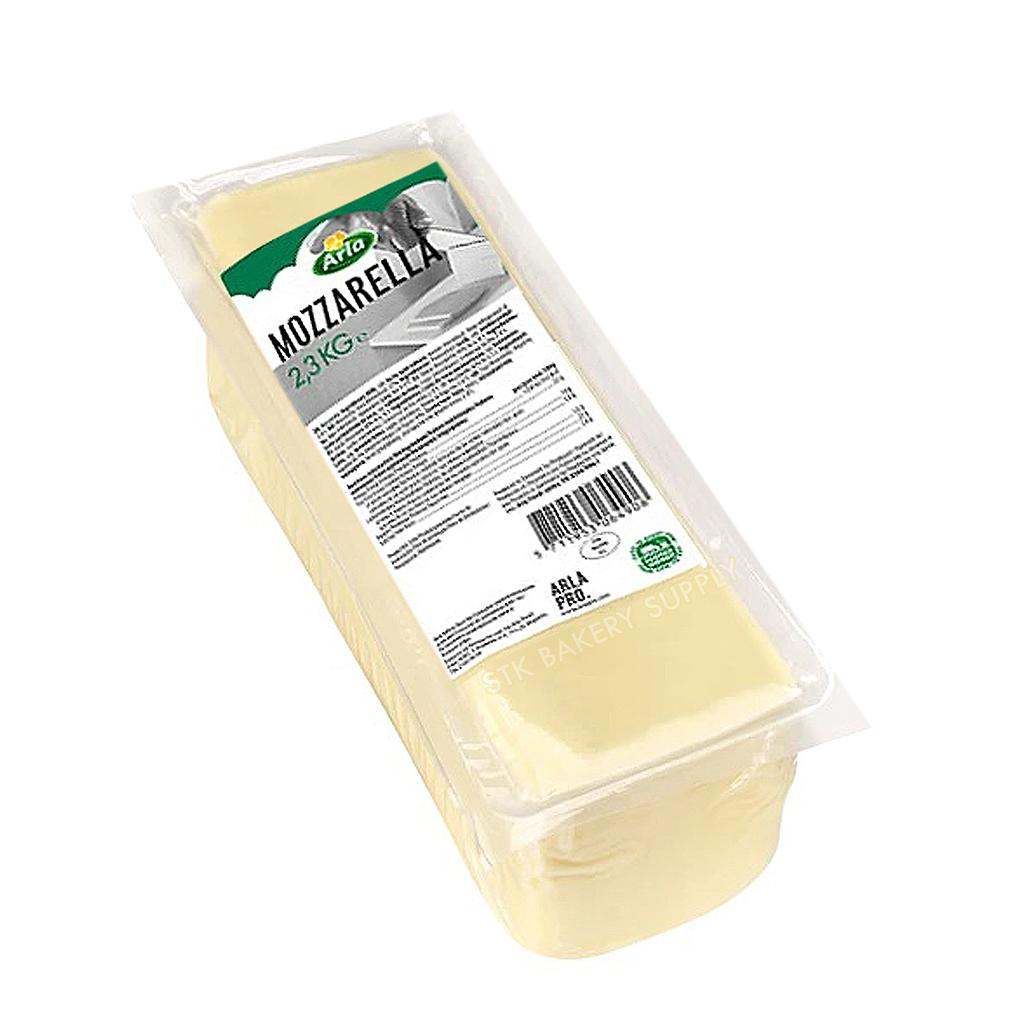 ARLA MOZZARELLA CHEESE BLOCK 2.3KG (1 x 8)