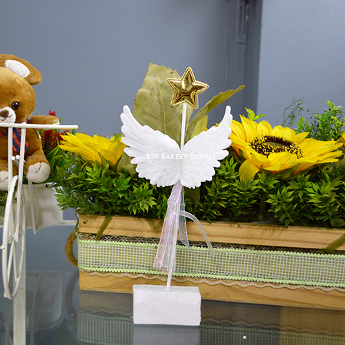 CAKE DECORATION STAR &amp; WING