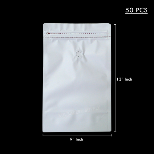 PLASTIC BAG WITH ZIP 23*34*5 CM (LB 4017)50PC